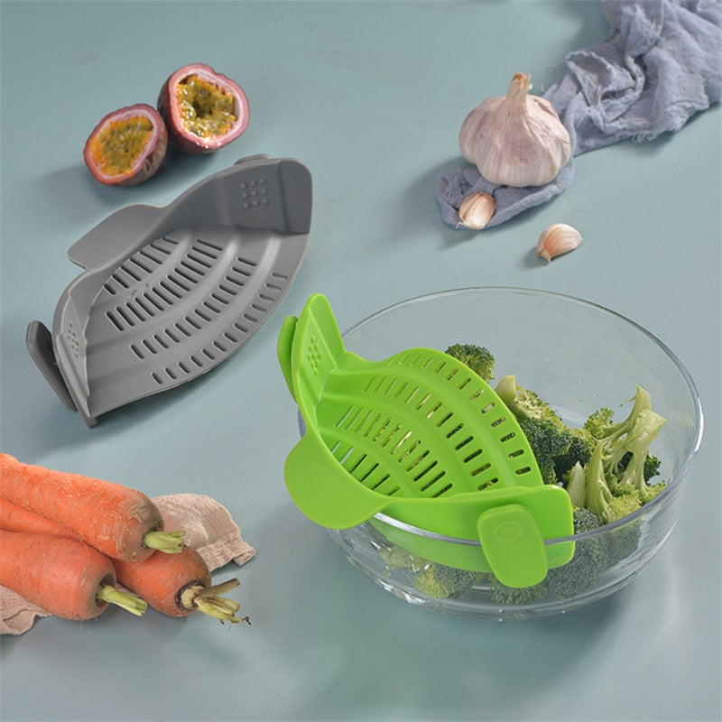 Passoires de cuisine™ | Écumoires | Tamis en silicone s'attache directement aux chaudrons et aux plats pour un meilleur drainage.